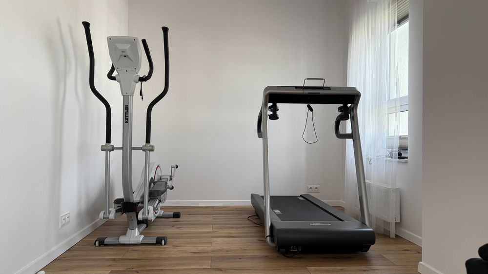 Bieżnia TechnoGym jak nowa