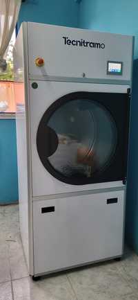 Maquina de secar roupa industrial