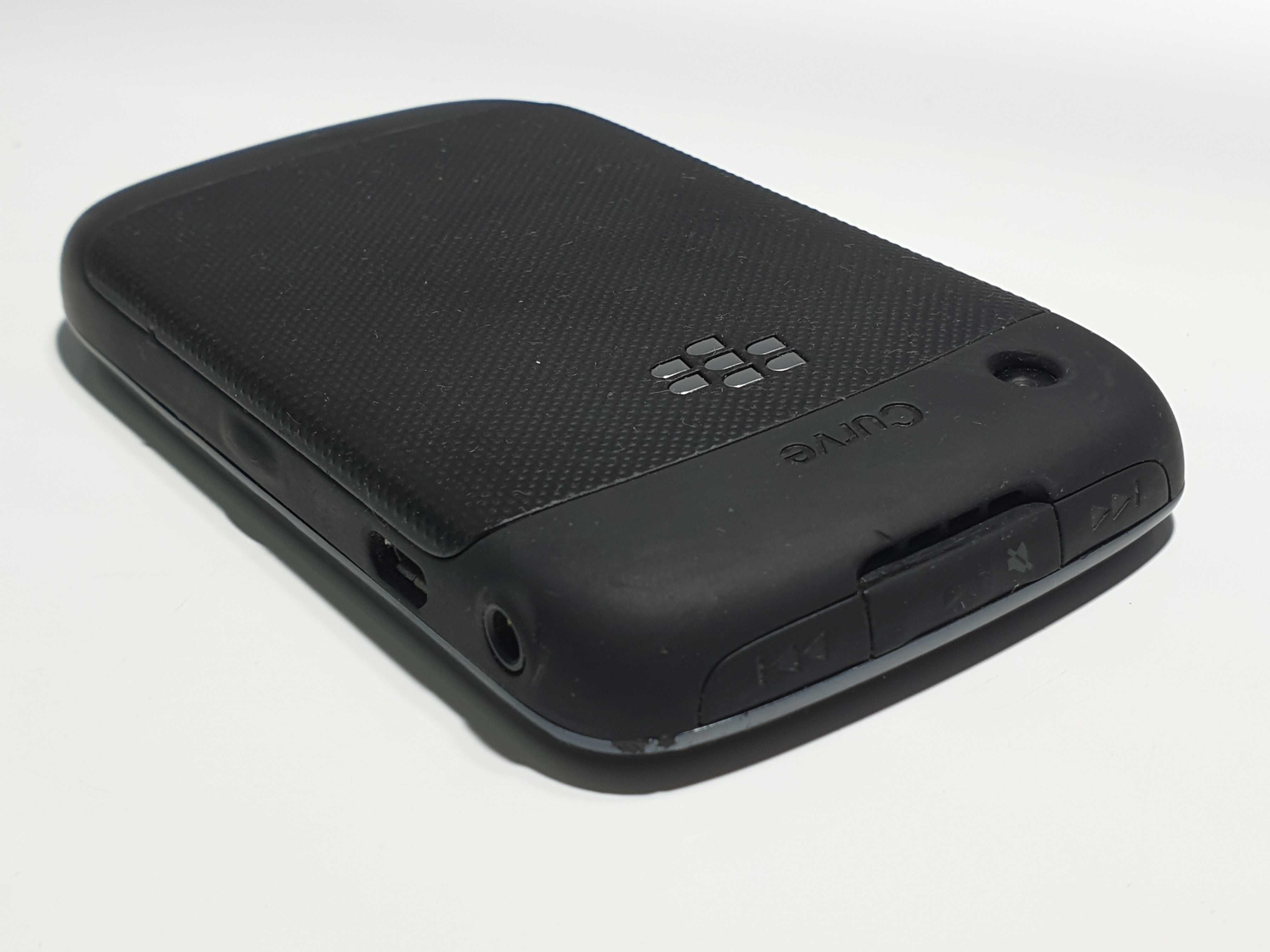 телефон BlackBerry 9300 + навушники зарядне