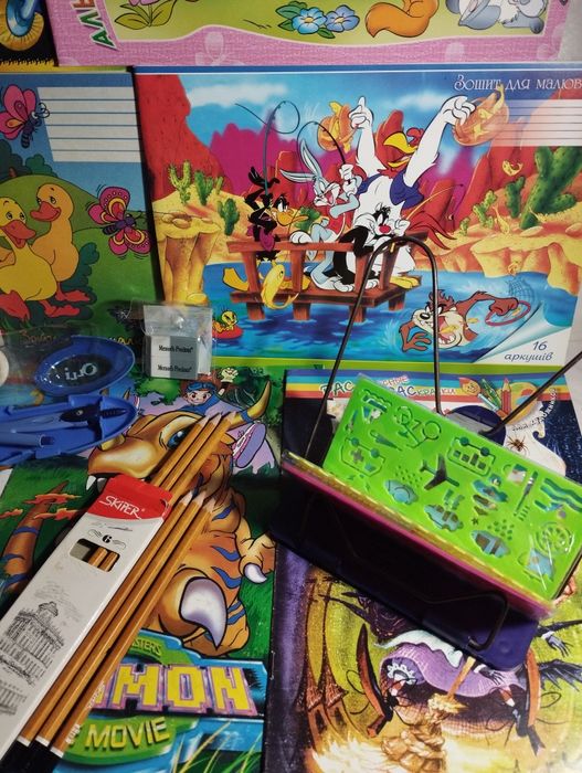 Тропинка...Альбомы. Раскраски.Канцтовары разн., 39 предметов.