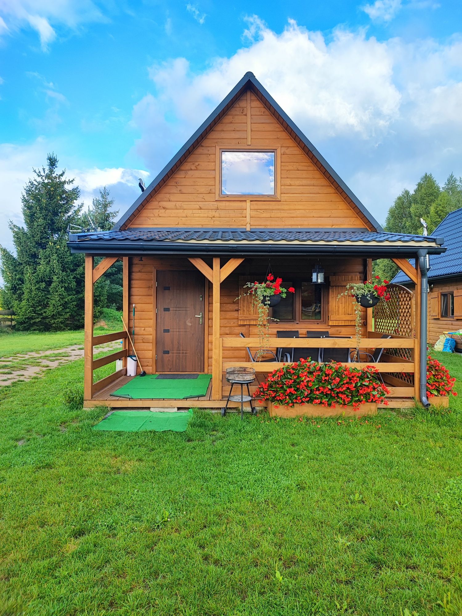 Domki z linią brzegową#jezioro# pomost#sprzęty wodne#sauna#jacuzzi