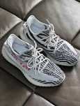 ButyDamskie adidas_Yeezy_Boost_350_V2_Zebra_Uniseks R.39