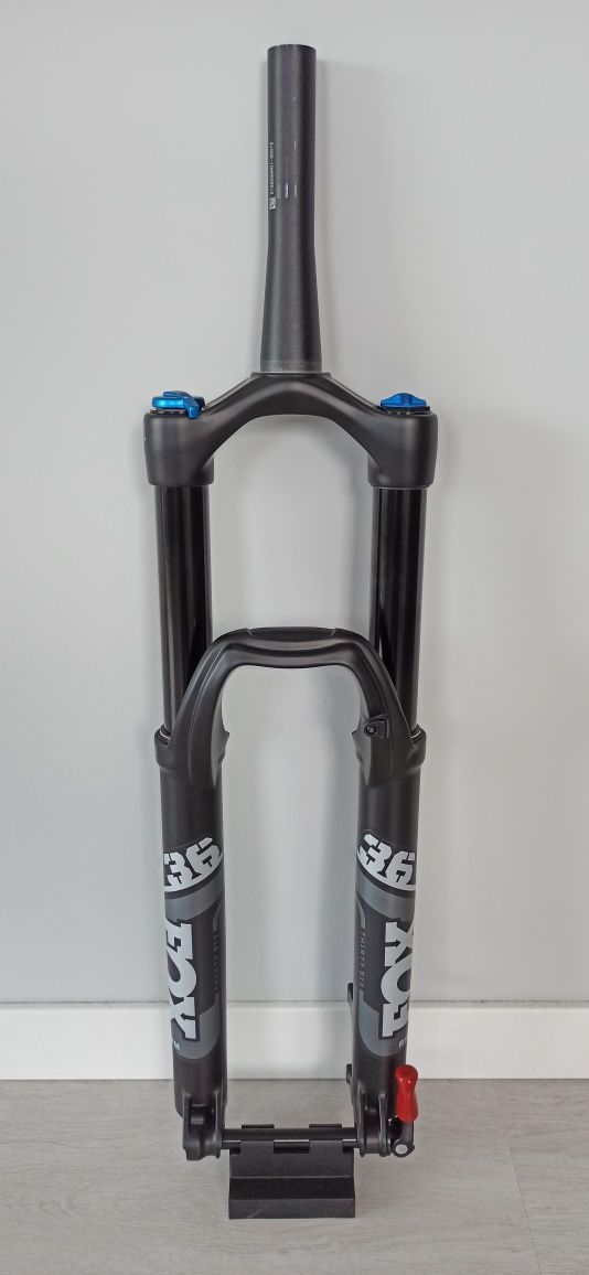 Nowy Fox 36 Rhythm 29/27.5+ 160 boost FIT Grip offset 44 zeb 38 lyrik