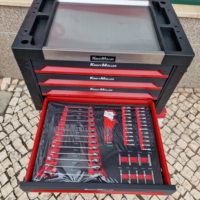 Carrinho com 4 gavetas cheias novo