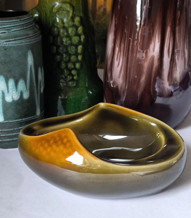 Popielniczka Ditmar Urbach piękny stary porcelit