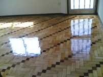 Taqueiro . pavimentos flutuantes
