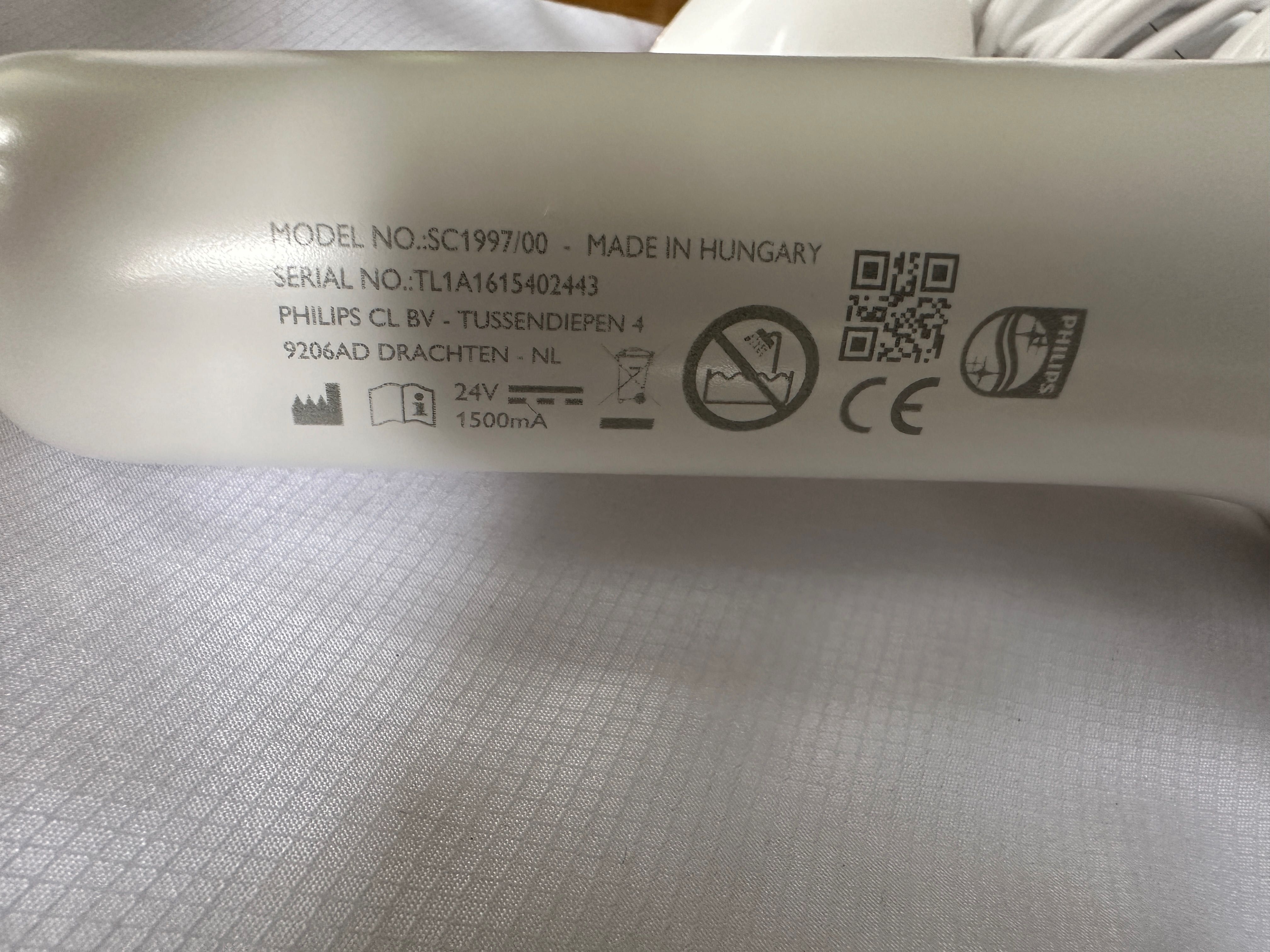 Urządzenie do depilacji światłem PHILIPS LUMENA SC1997/00