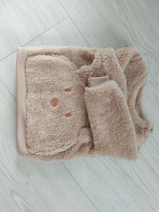 Pluszowa bluza rozmiar 86