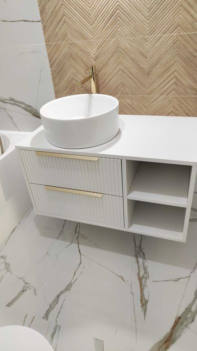 Wycena/Projekt/Realizacja mebli na wymiar.