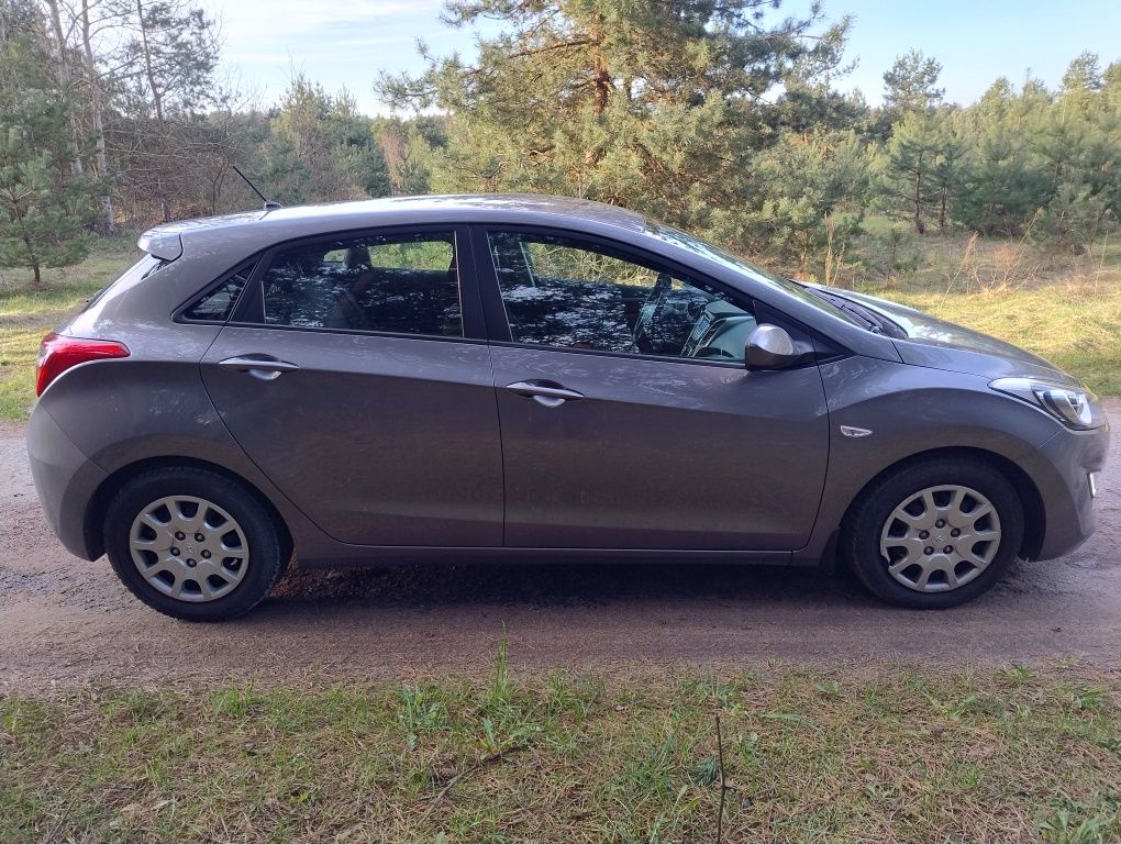 Hyundai i30 1.4 benzyna