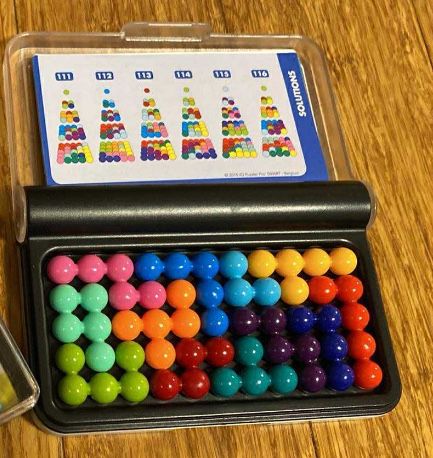 Gierka logiczna typu Smart games