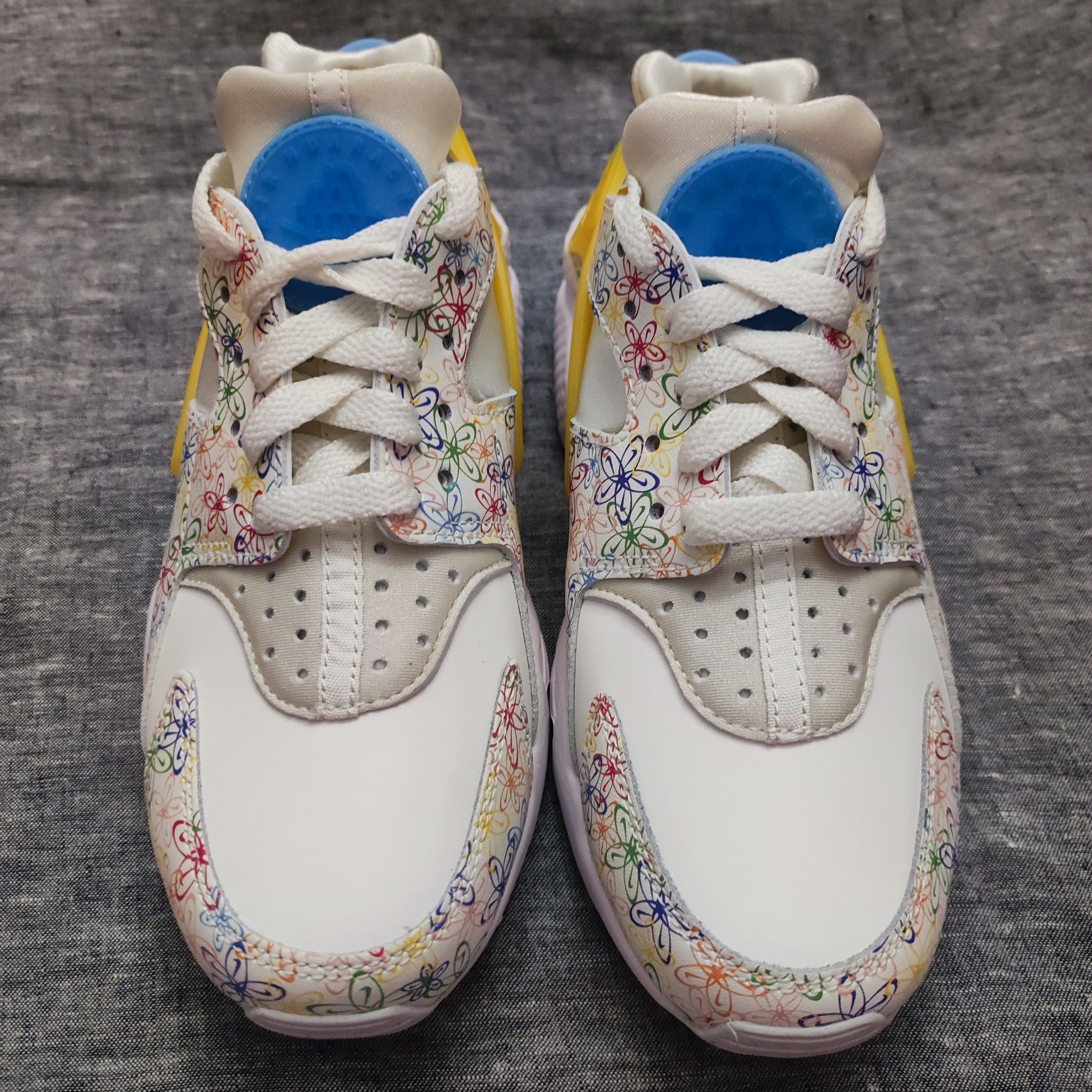 Nike 38.5 nowe  „Floral Swoosh"