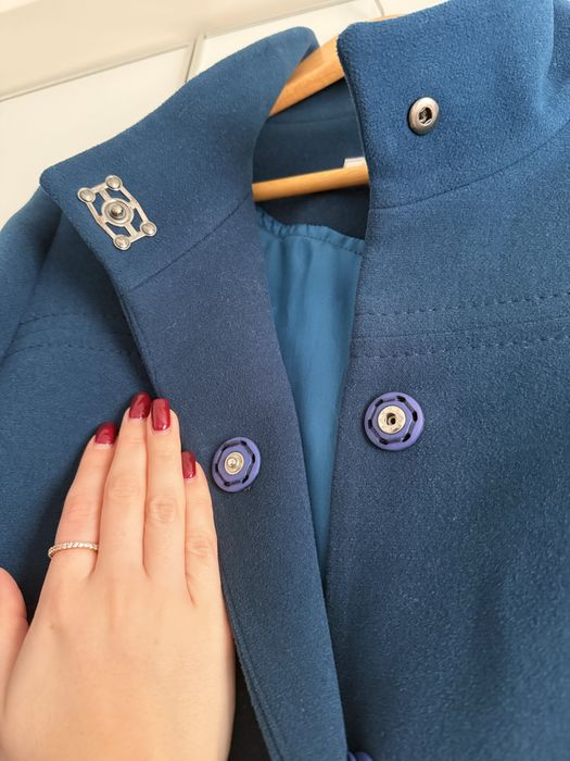 Пальто жіноче неутеплене