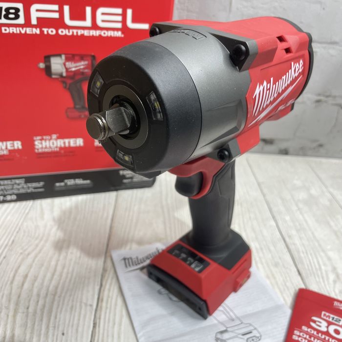 Аккумуляторный мощный гайковерт 1/2 Milwaukee 2967-20 M18 FUEL 2767-20