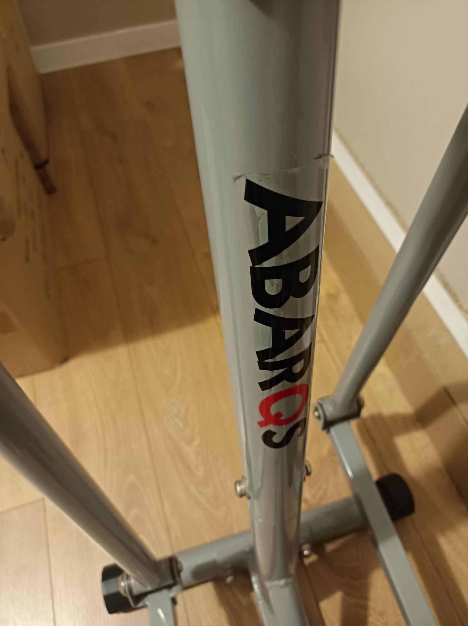 Orbitrek Abarqs z wyświetlaczem