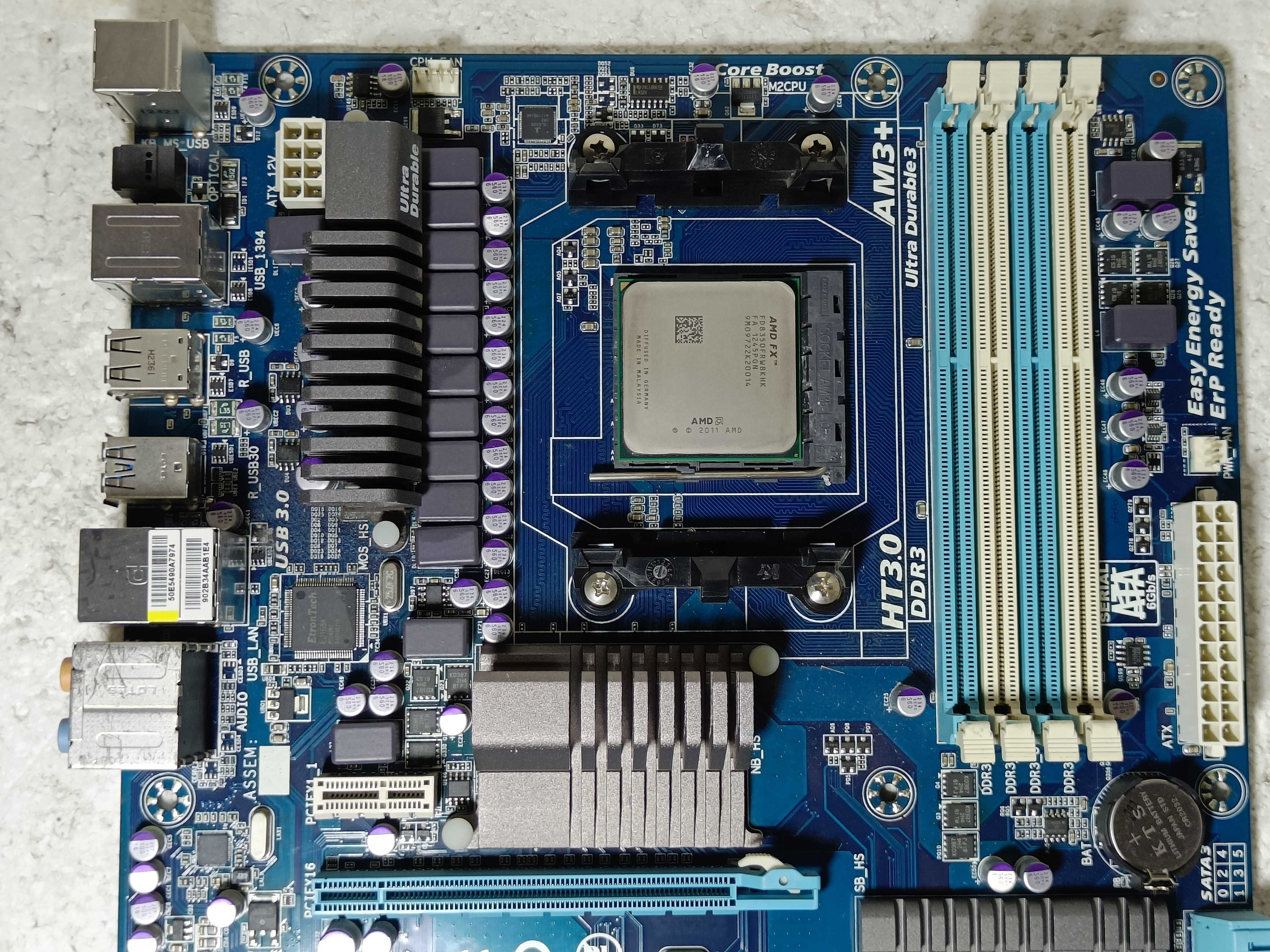 КОМПЛЕКТ Материнка AMD Gigabyte GA-970A-UD3 + проц FX8350 8 ядер sAM3+