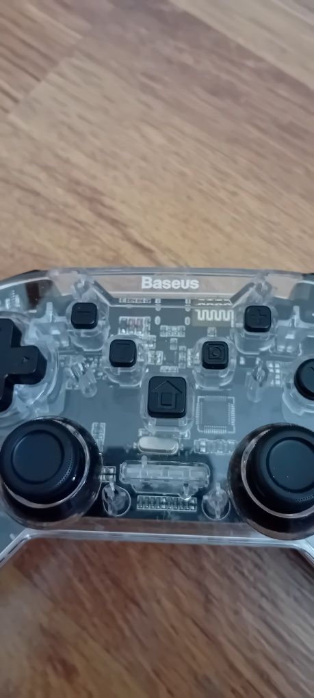Baseus GS01 gamepad kontroler do PC i Nintendo Bluetooth USB-C