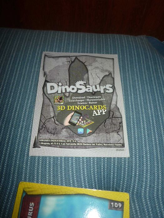 Ofereço cartas/cromos vários