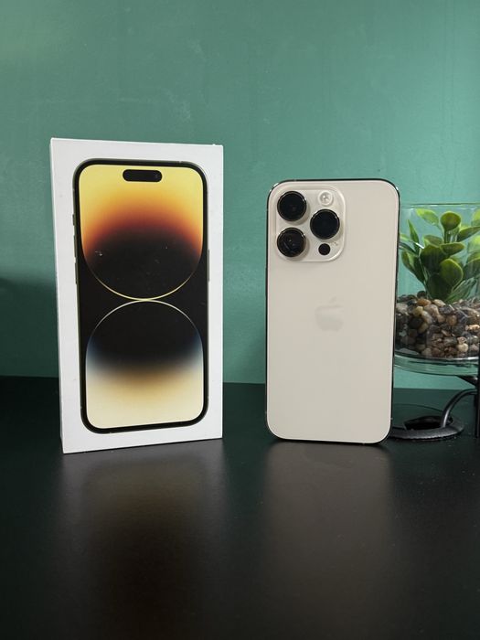 iPhone 14 pro złoty