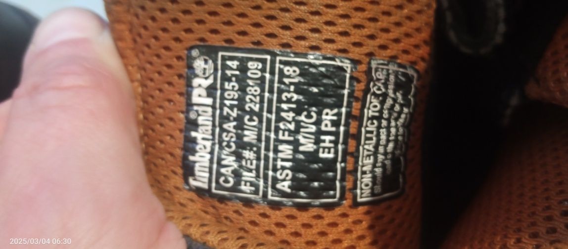 Продам ботинки Timberland.