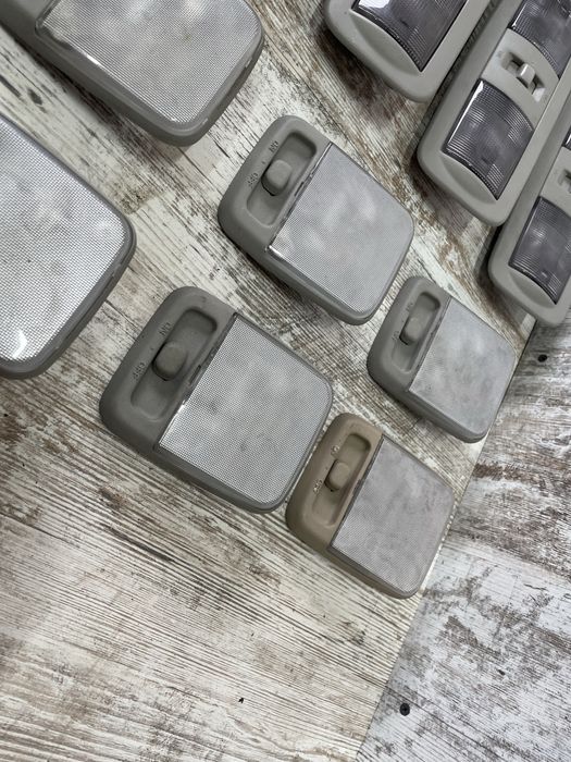 Плафон Салона Nissan Navara D40 Pathfinder R51 Окулярниця Навара Д40