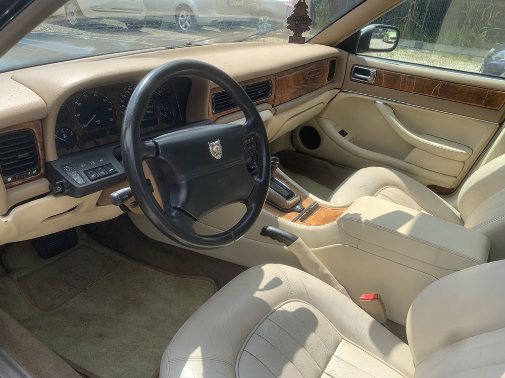 Jaguar Xj6 , 3.2R6 , 218Km , 80 Tys Przebiegu Rezerwacja