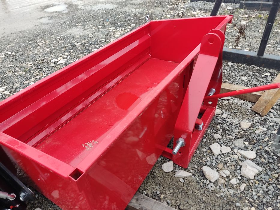 skrzynia załadunkowa na tył trakotra- dowóz na terenie polski