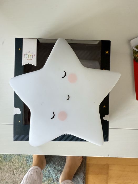 Luz de presenca em forma de estrela