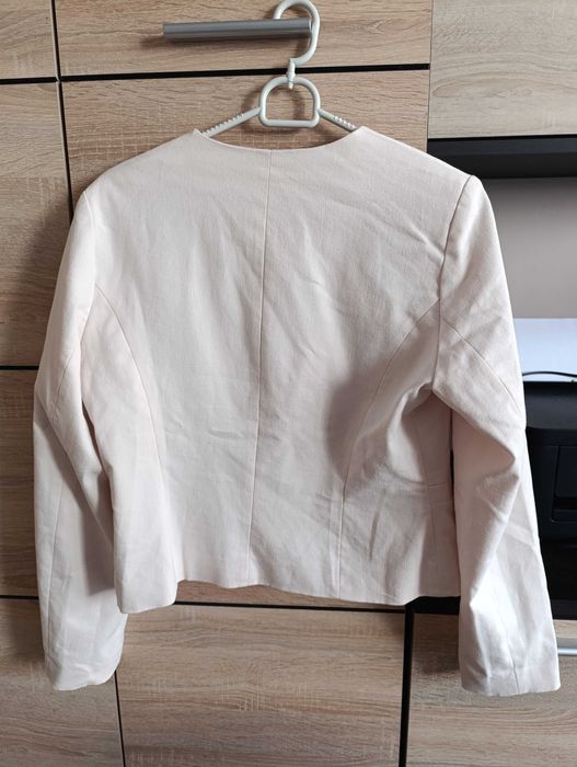 Bolerko damskie zapinane na zamek