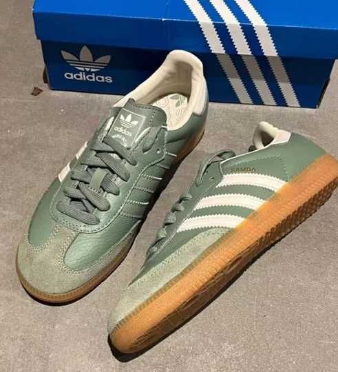 Adidas Samba OG 40