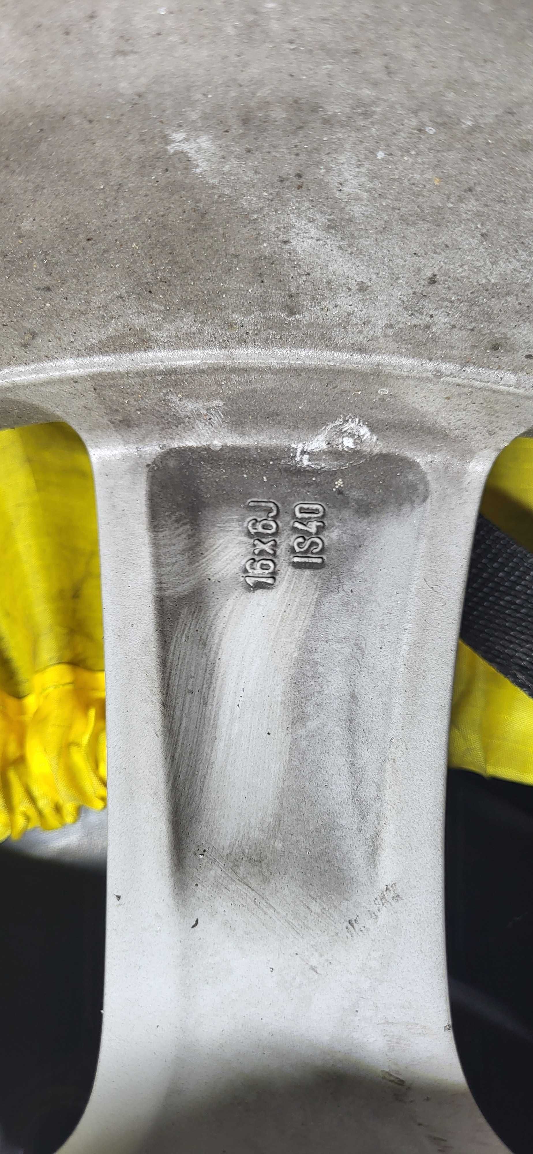 Opel Corsa || Felgi + Opony Goodyear Excellence 195/55R16 (4 szt.)