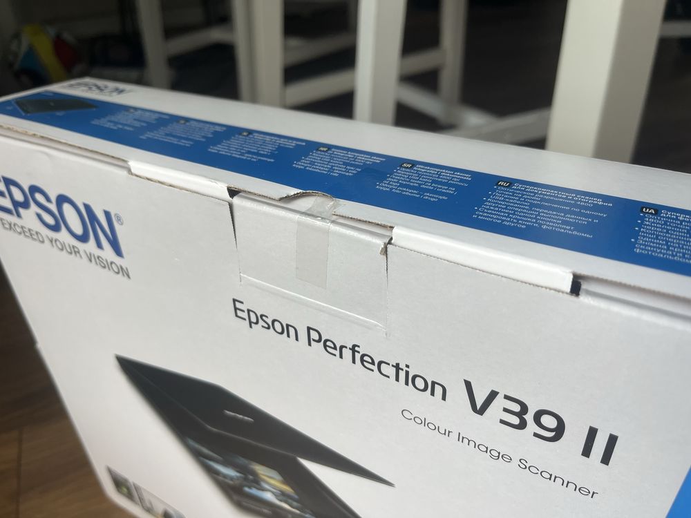 Nowy skaner do zdjęć i dokumentów Epson V39 II