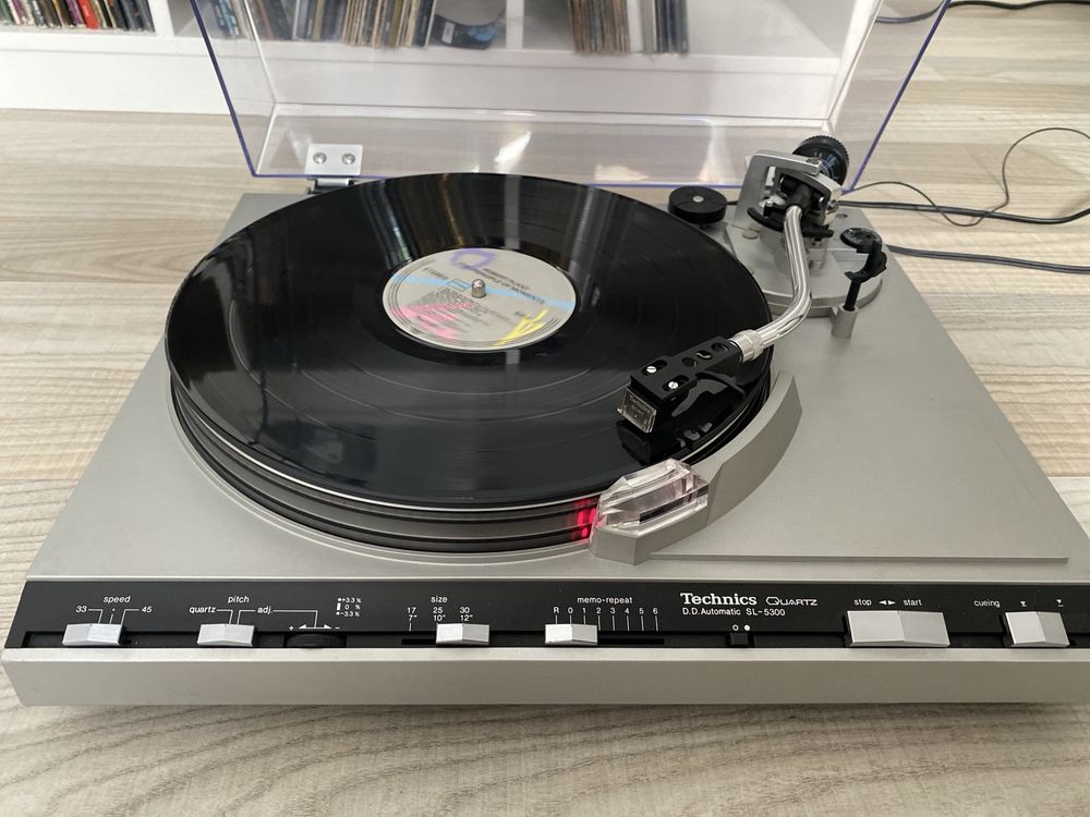 Gramofon Technics SL-5300, wczesniejsza wersja SL-Q3