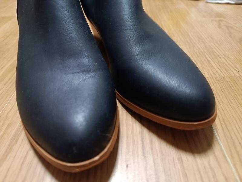 Туфлі ботильйони чорні черевики ковбойки козаки