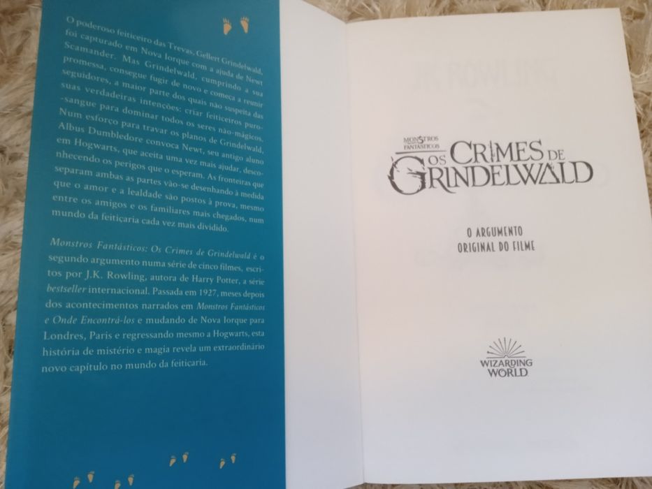 Livro "Os crimes de Grindelwald"