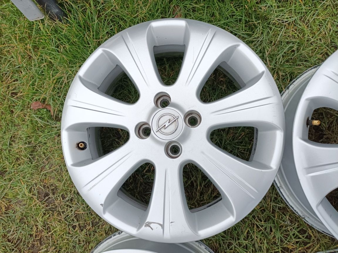 Felgi 4x100 16" et 40 Opel Corsa Adam