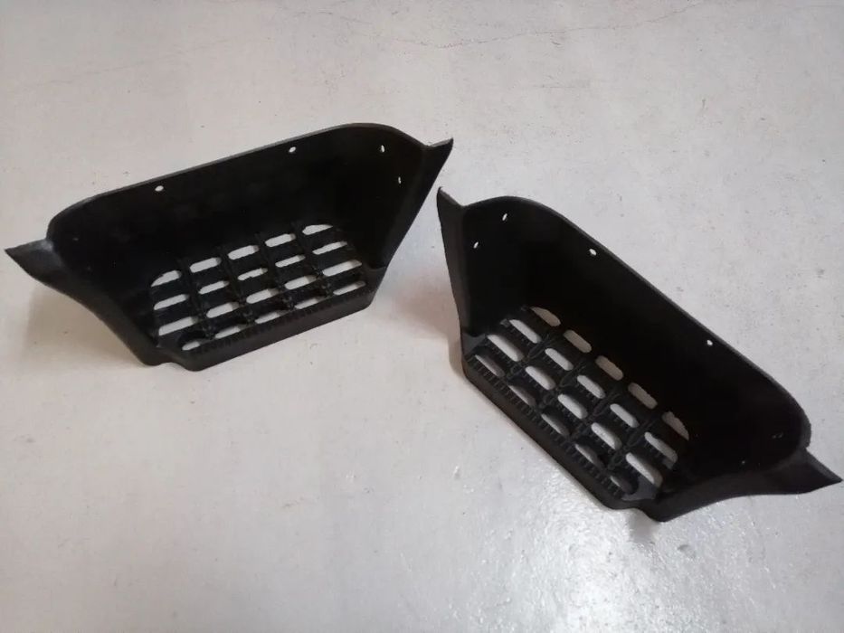 estribos / patins toyota dyna 150 e 250 (novos)