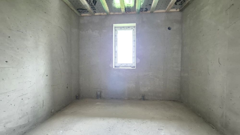 )( Продаж Американки на 10 сотках землі