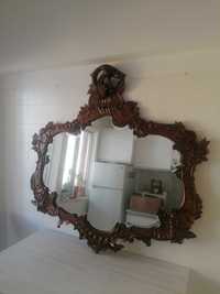 Espelho e Moldura em Madeira Nobre Trabalhada Antiga - 128x120cm