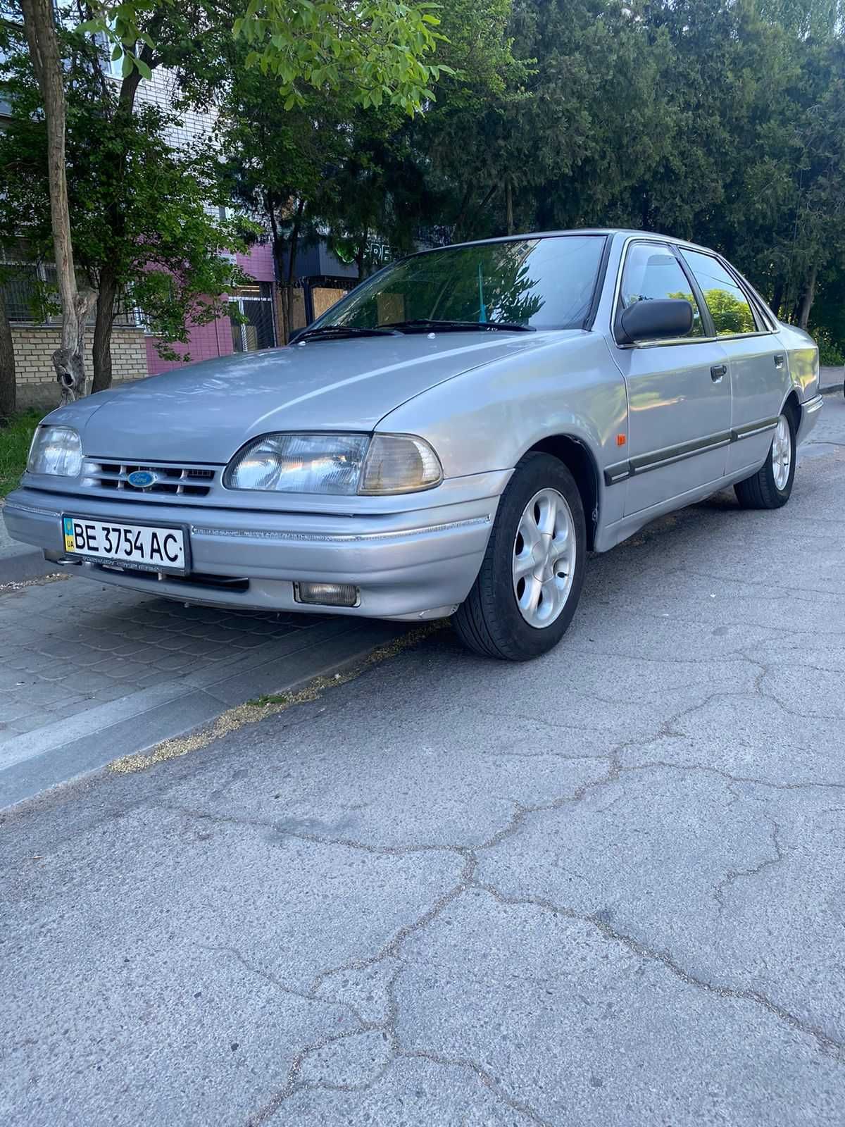 Ford Scorpio в доброму стані