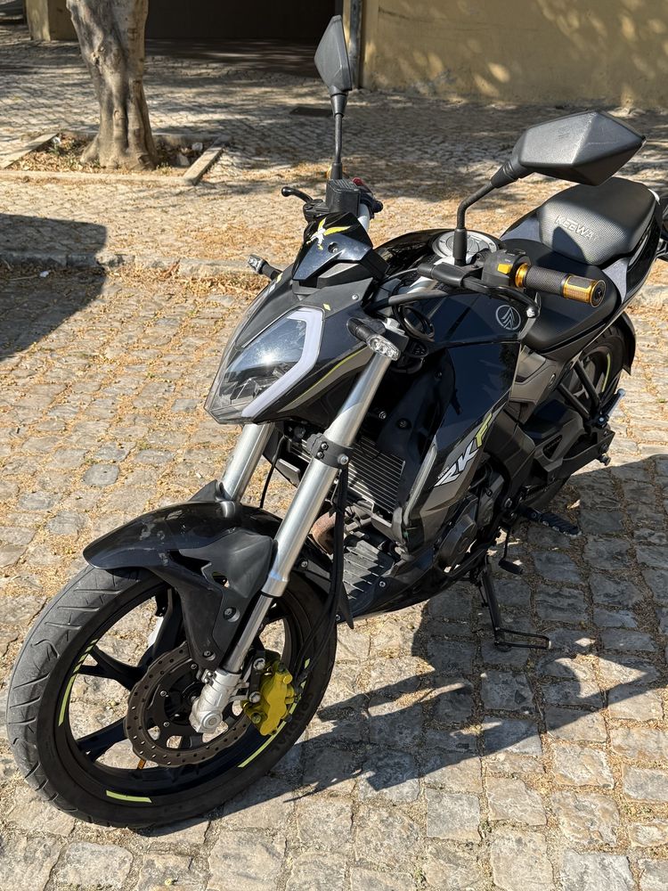 Vendo mota Keeway 125cc