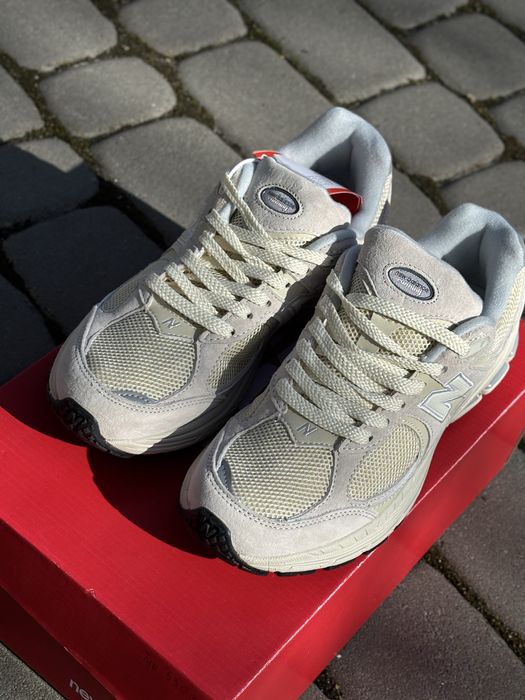 Кросівки New balance 2002R 37-41