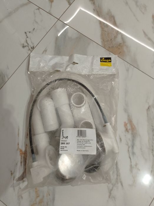 Сифон для ванни німецький Viega з автоматичним клапаном