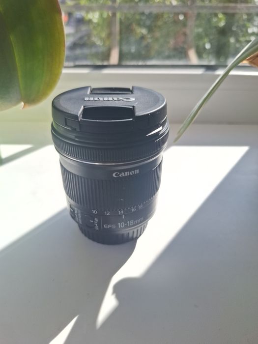 Об'єктив Canon 10-18 EFS