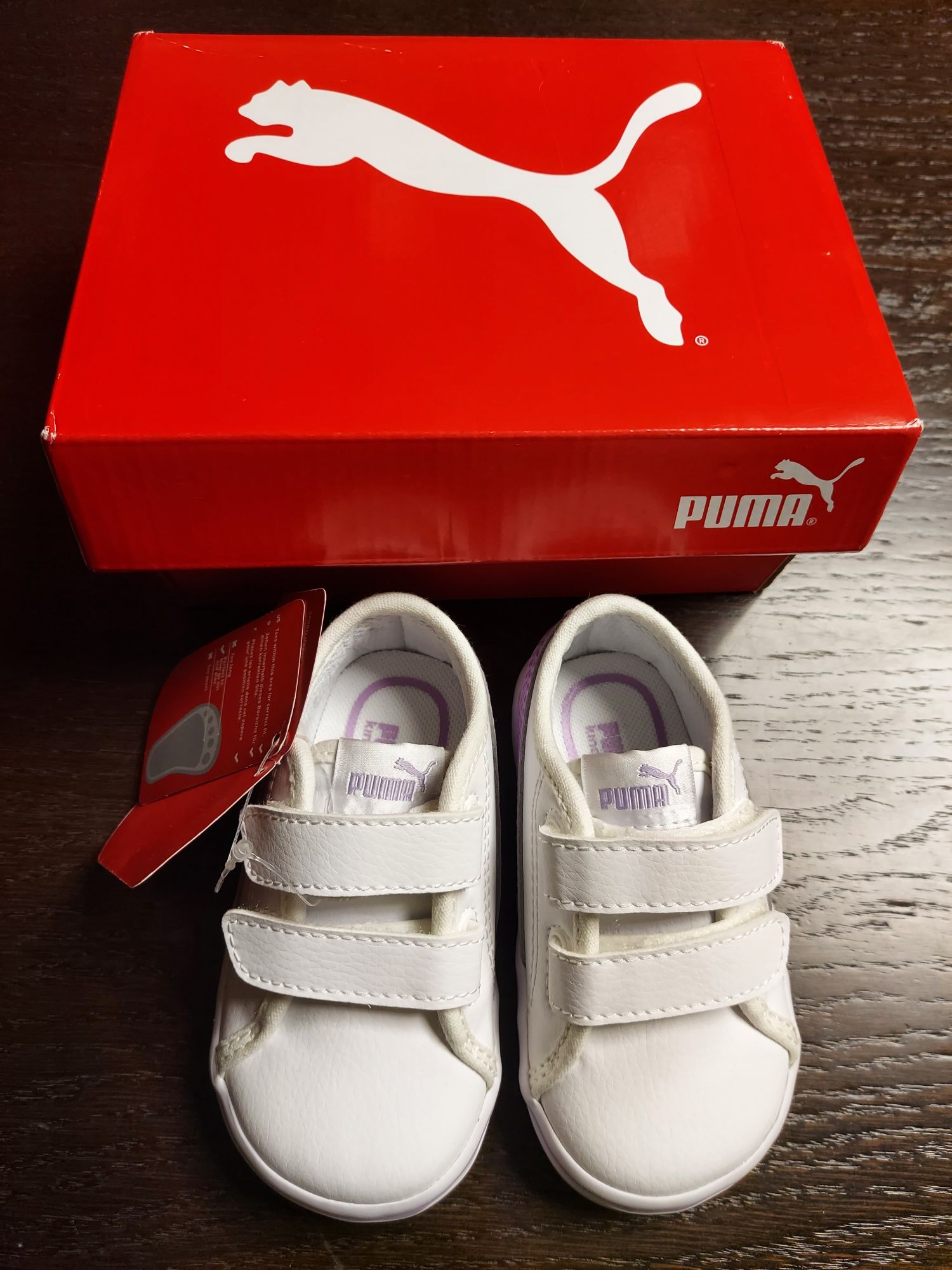 Sneakersy dla dziewczynki firmy Puma,  rozm. 20