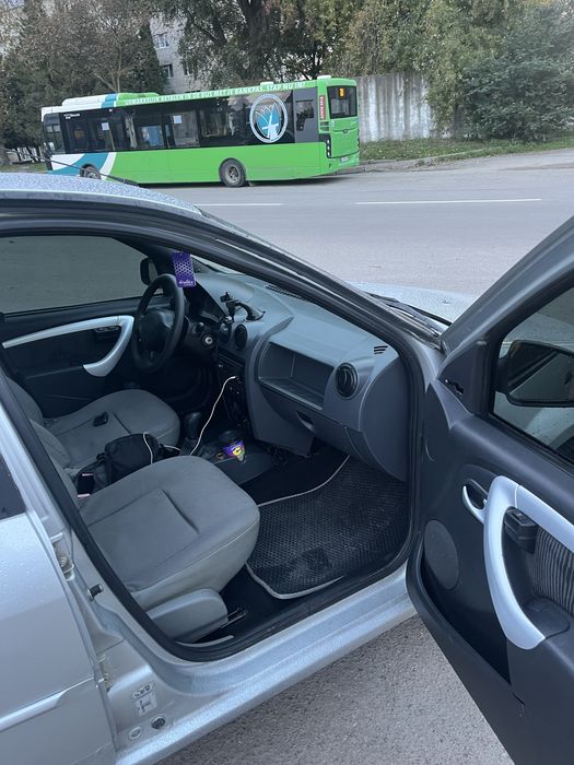 Dacia Logan 1.4 газ/бензин 2007 рік