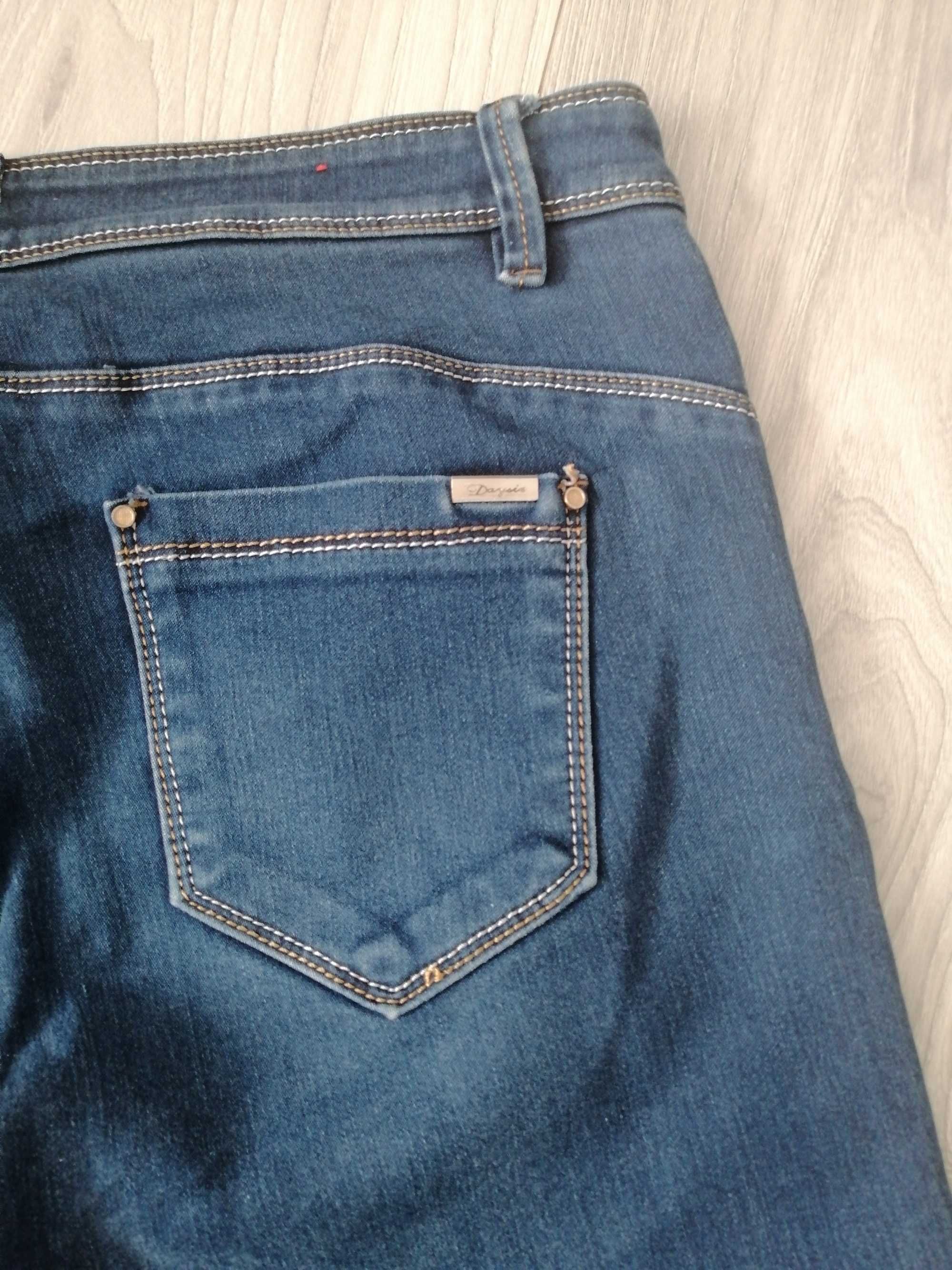 spodnie jeansowe firmy Daysie damskie w rozmiarze 44