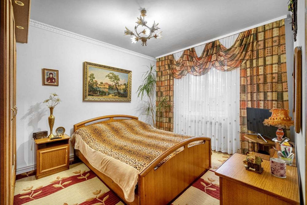 Пропоную для купівлі 3 кімнатну квартиру на вул.Леонтовича