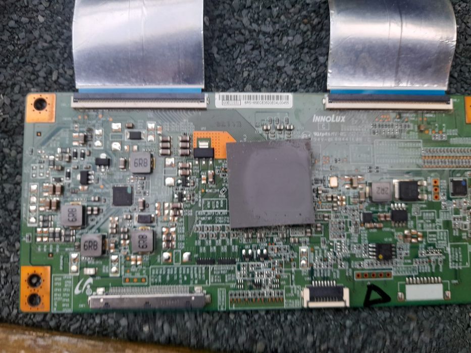 Sprzedam części do telewizora Hisense