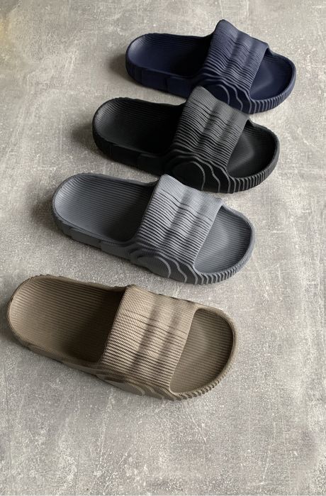 Шльопанці тапки тапочки adidas adilette 22